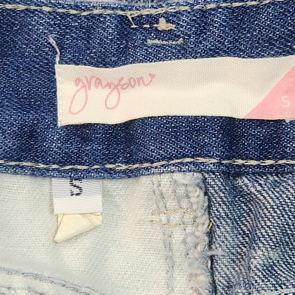 Grayson Denim Stars & Stripes Shorts - Picture 9 of 9